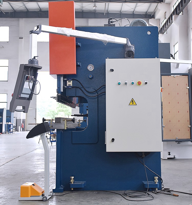 100t Cnc Metal Bending Machines, 3200 Mm Cnc Sheet Press Brake With E21 100t Cnc Metal Bending Machines, 3200 Mm Cnc Sheet Press Brake Dengan E21
