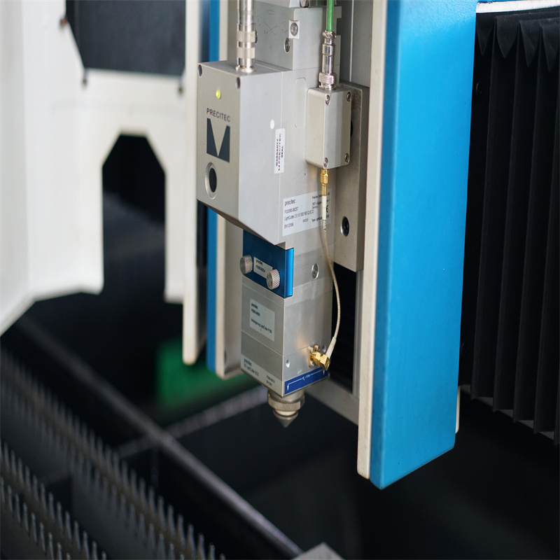 Mesin Pemotong Laser Serat 12kw Untuk Baja Karbon 10mm