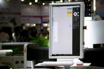 1500*3000mm 500w Racuys Or Ipg Fiber Laser Cutting Machine 1500 * 3000mm 500w Racuys Atau Mesin Pemotong Laser Serat Ipg