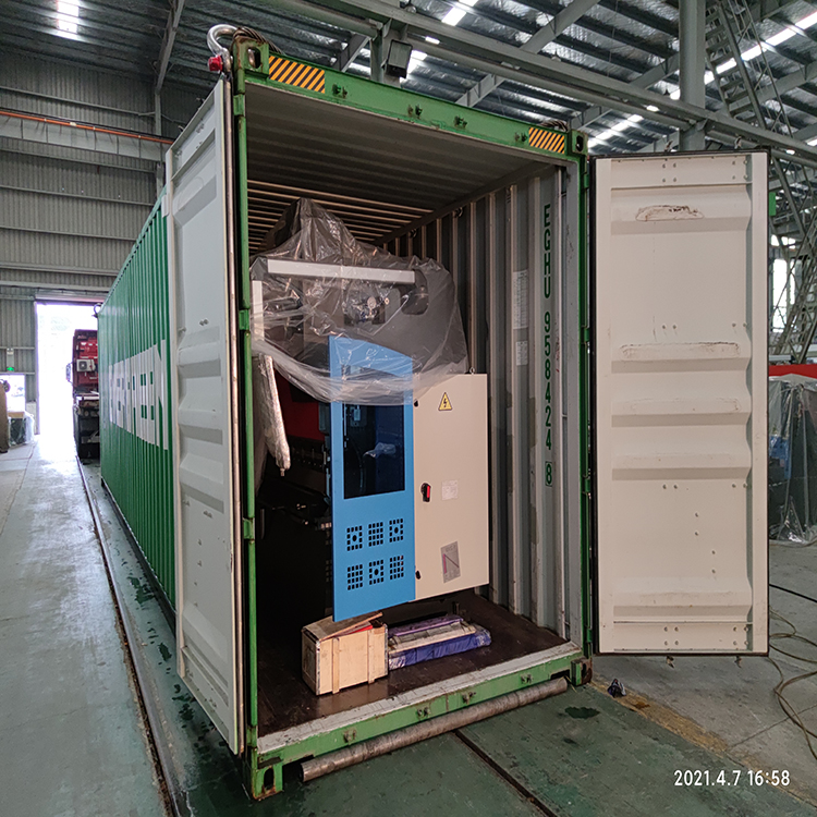 Mesin Rem Tekan Hidrolik 300t / 4000