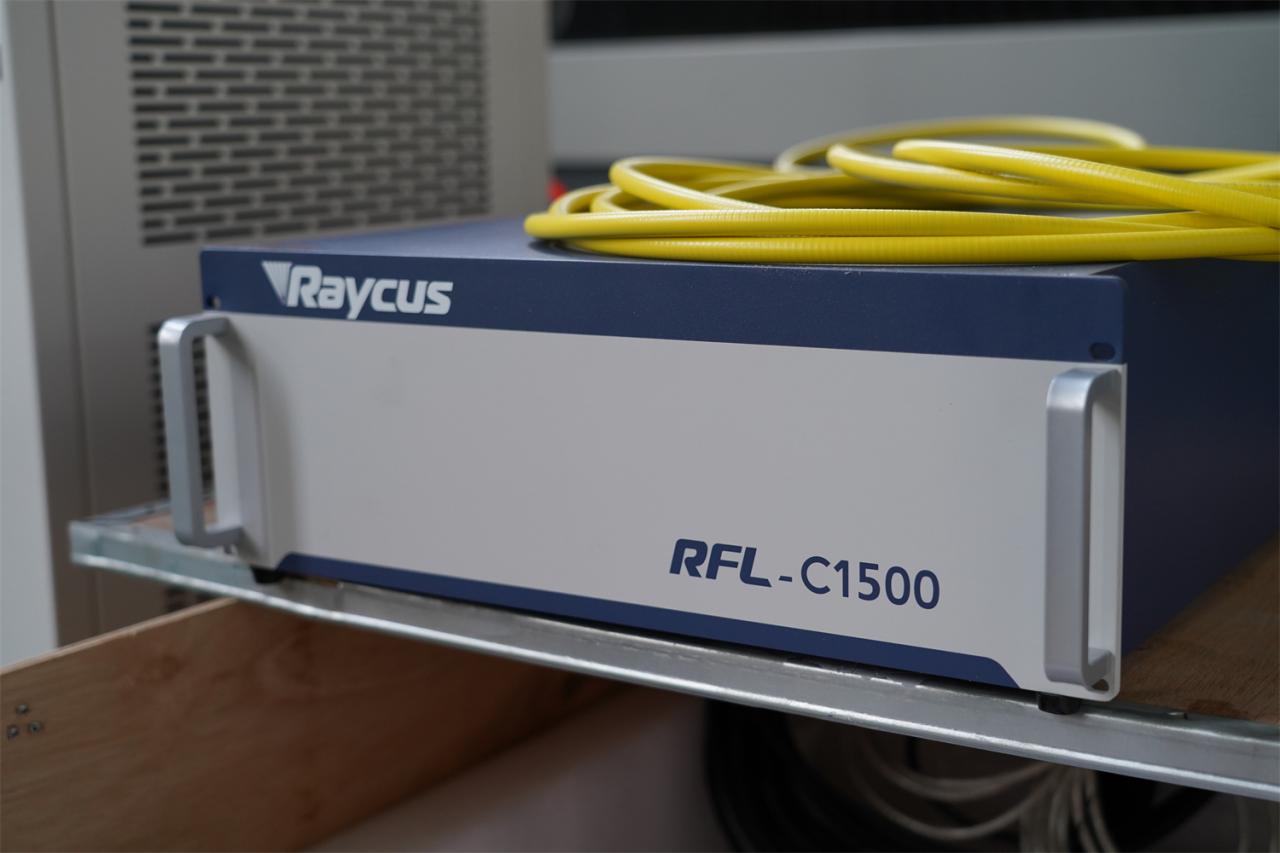 3015 4kw 1kw 2kw 3kw Stainless Steel Cnc Fiber Laser Cutting Machine 3015 4kw 1kw 2kw 3kw Stainless Steel Cnc Fiber Laser Cutting Machine