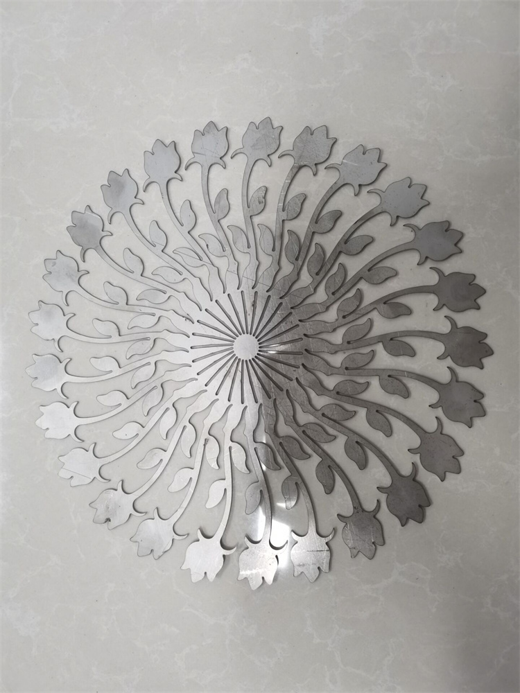 3015 Copper Carbon Stainless Steel Aluminum Iron Metal Cnc Fiber Laser Cutting Machine 3015 Tembaga Karbon Stainless Steel Aluminium Besi Logam Cnc Fiber Laser Cutting Machine