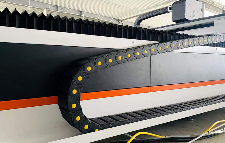 3015 Fiber Laser Cutting Machine For High-Speed Cutting Of 1-6mm Metal Materials 3015 Mesin Pemotong Laser Serat Untuk Pemotongan Berkecepatan Tinggi Bahan Logam 1-6mm