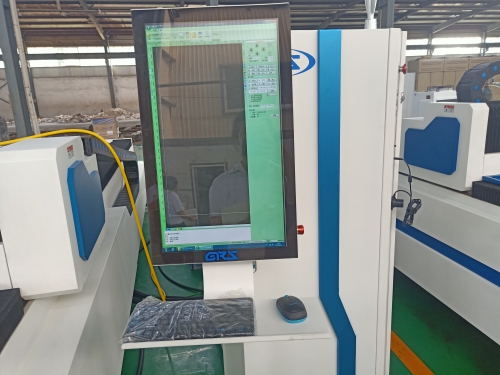3015 Fiber Laser Cutting Machine For Metal Tube Carbon Sheet Steel 3015 Mesin Pemotong Laser Serat Untuk Baja Lembaran Karbon Tabung Logam