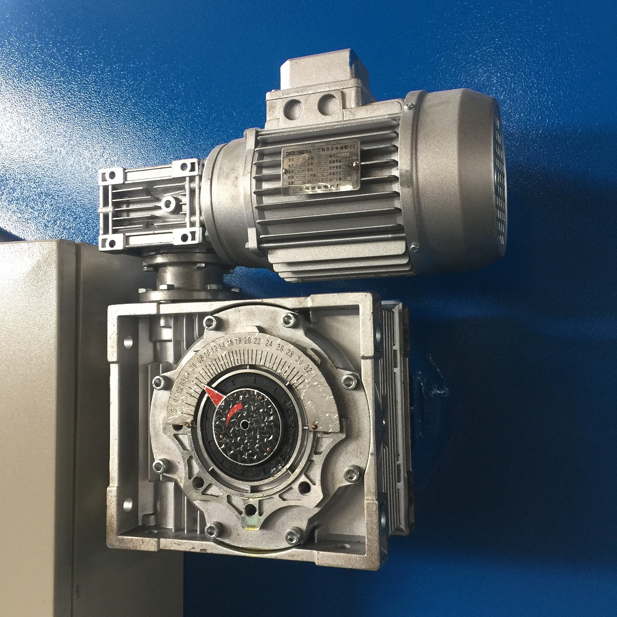 4mm Oem Qc11y-8x3200 Nc Hydraulic Guillotine Guillotine Shearing Machine 4mm Oem Qc11y-8x3200 Nc Mesin Geser Hidrolik Guillotine Guillotine