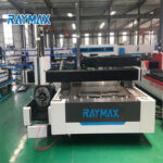500W 1500W 4Kw Fiber Laser Cutting Machine Lembaran Logam Laser Cutter 2000Watt 3kw