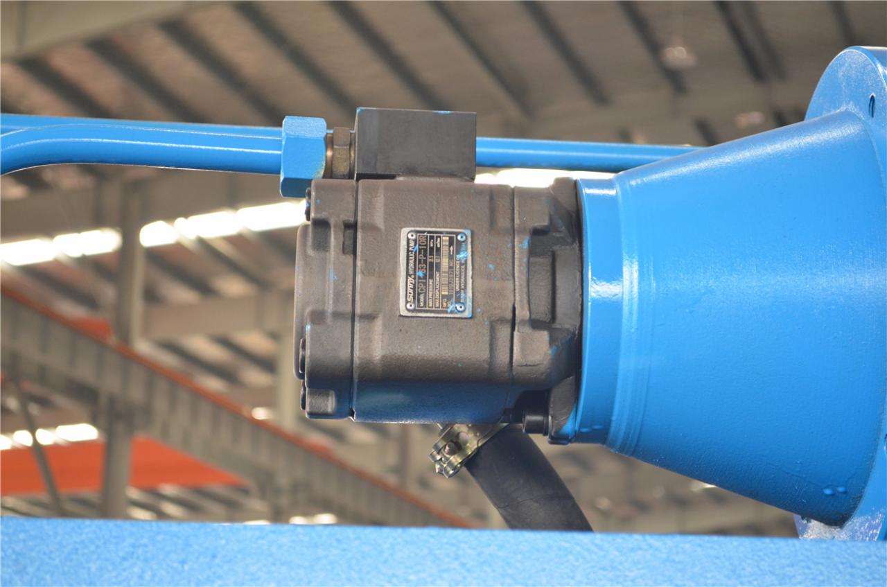 6*3200mm Guillotine Shears Metal Shear Hydraulic Iron Sheet Cutting Shearing Machine 6 * 3200mm Guillotine Shears Metal Shear Mesin Pemotong Lembaran Besi Hidrolik