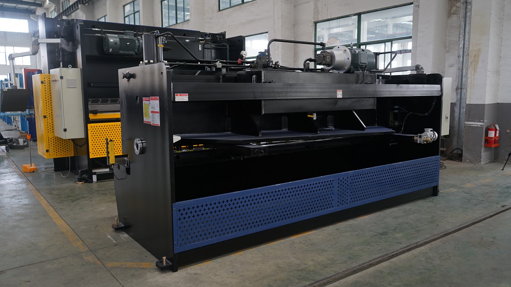 6*3200mm Guillotine Shears Metal Shear Hydraulic Iron Sheet Cutting Shearing Machine 6 * 3200mm Guillotine Shears Metal Shear Mesin Pemotong Lembaran Besi Hidrolik