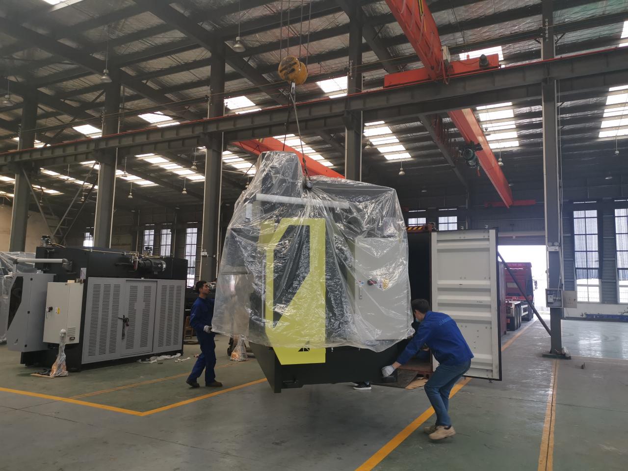 6mm*3200 Hydraulic Steel Plate Cutting Machinery Steel Plate Shearing Machine 6mm * 3200 Mesin Pemotong Plat Baja Hidrolik Mesin Geser Plat Baja