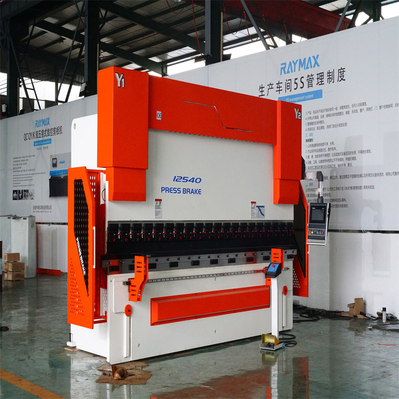 China 220t Cnc Bending Machine 6+1 Axis Hydraulic Press Brake Harga