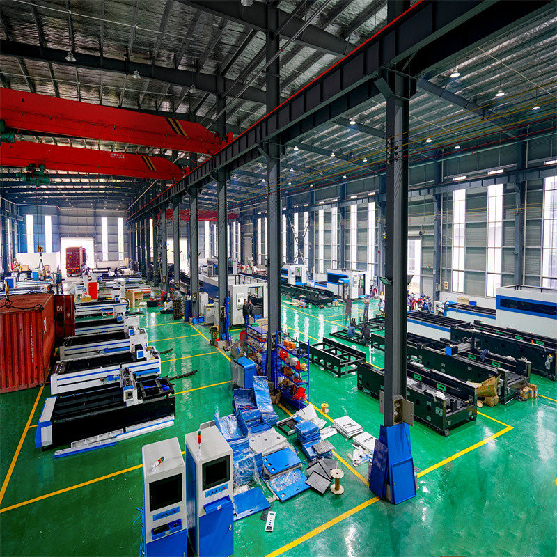 Daya Tinggi 3015 2000W Lembaran Logam Mesin Pemotong Laser Serat Cnc