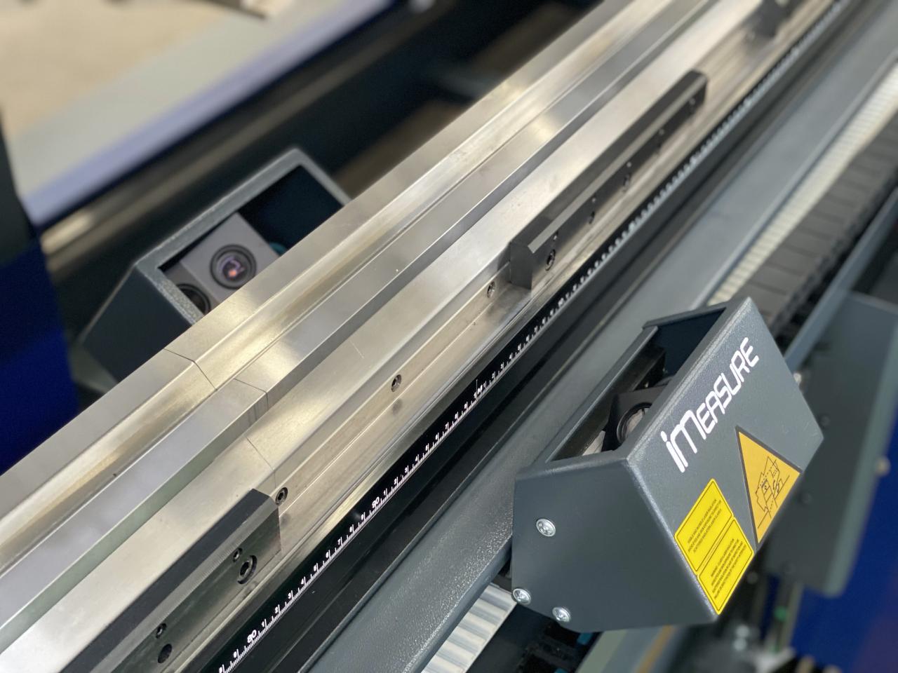 China 220t Cnc Bending Machine 6+1 Axis Hydraulic Press Brake Price China 220t Cnc Bending Machine 6+1 Axis Hydraulic Press Brake Harga