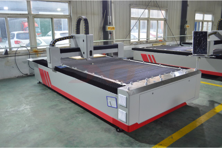 Cnc 2000w Fiber Laser Cutting Machine For Industrial Metal Sheet Cutting Mesin Pemotong Laser Serat Cnc 2000w Untuk Pemotongan Lembaran Logam Industri