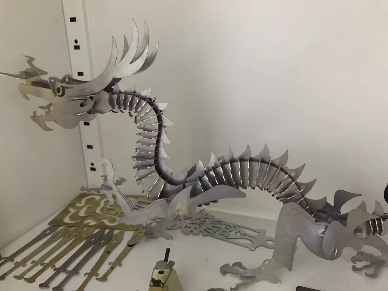 Cnc Fiber Laser Metal Cutting Machine 2000w Fiber Laser Cutting Machine Mesin Pemotong Logam Laser Serat Cnc Mesin Pemotong Laser Serat 2000w