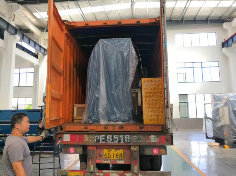 Economic Single Double Worktable Cnc Sheet Metal Fiber Laser Cutting Machine Economic Single Double Worktable Cnc Sheet Metal Fiber Laser Cutting Machine