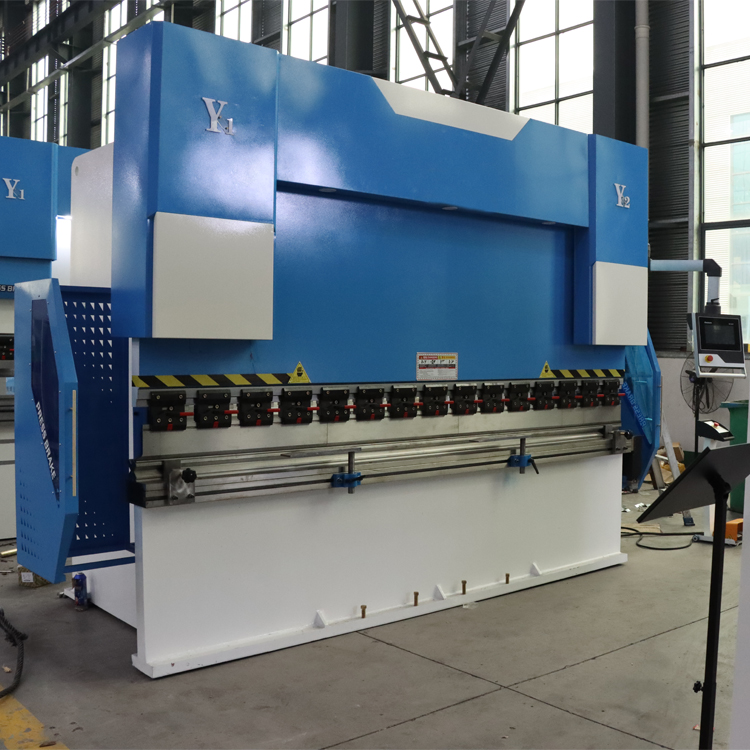 Electric Hydraulic Sheet 4 Axis Cnc Delem Press Brake 63t Metal Bending Machine Lembaran Hidrolik Listrik 4 Axis Cnc Delem Press Brake 63t Metal Bending Machine