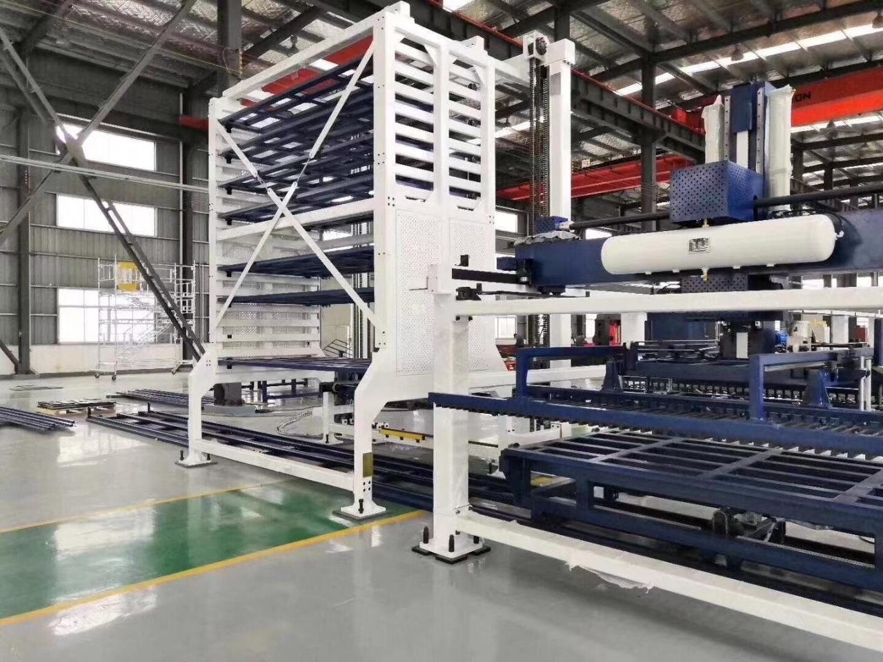 Fiber Laser Cutting Machine Masterline 8kw,4000x2000mm,With Ipg Laser Source Mesin Pemotong Laser Serat Masterline 8kw, 4000x2000mm, Dengan Sumber Laser Ipg