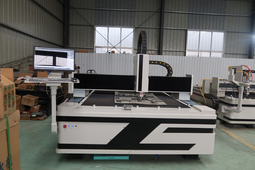 High Precision Fiber Laser Cutting Metal Stainless Steel Carbon 2000w Pemotongan Laser Serat Presisi Tinggi Logam Stainless Steel Karbon 2000w