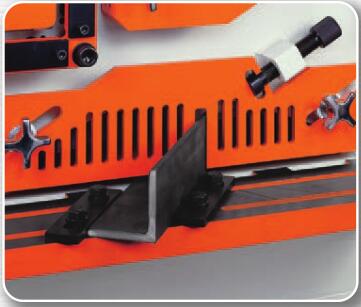 Metal Hydraulic IronWorker Machine Punching And Shearing Machine Mesin Metal Hidrolik IronWorker Mesin Punching Dan Geser