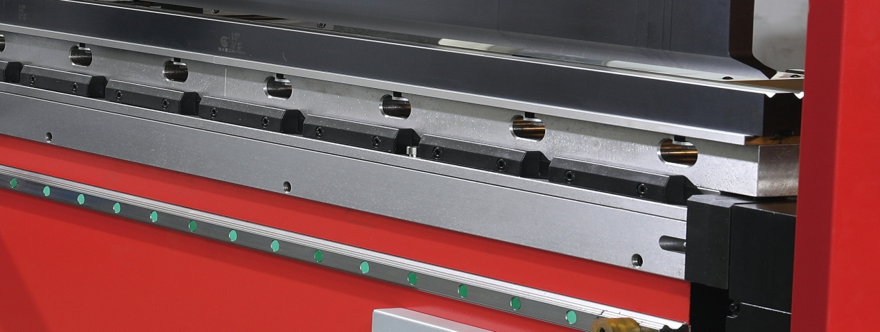 Steel Sheet Aluminum Bending Hydraulic Press Brake Machine Lembaran Baja Aluminium Bending Mesin Rem Tekan Hidrolik