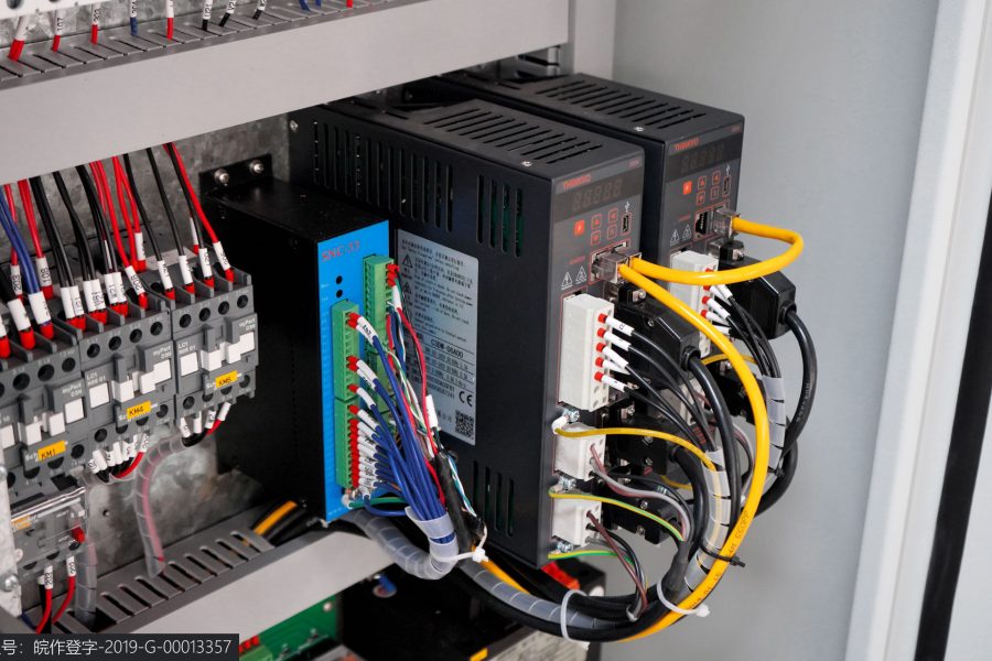 Wc67 Hydraulic Press Brake / CNC Press Bending Machine / Plate Bending Machine China Rem Tekan Hidrolik Wc67 / Mesin Press Bending CNC / Mesin Bending Plat China